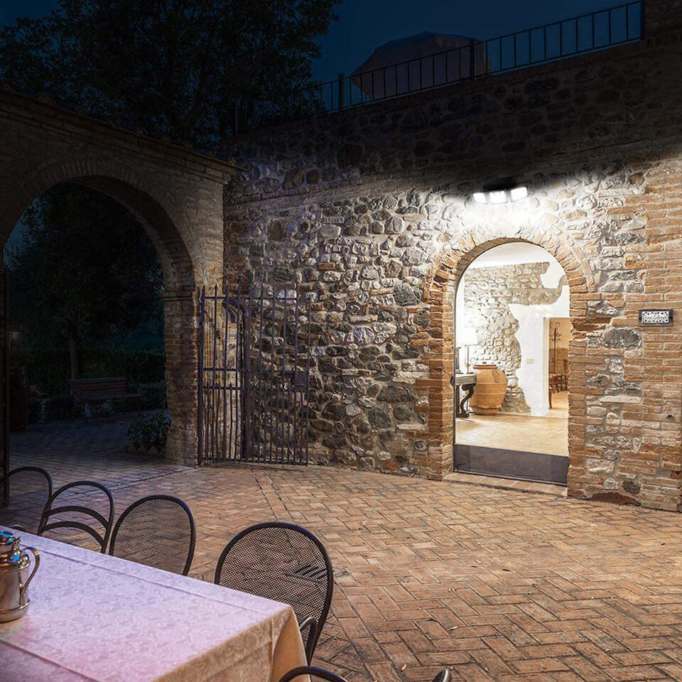 Oświetlenie wejść