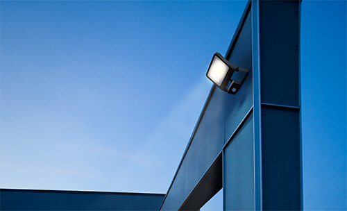 Na čo sa používajú LED reflektory? Výhody a aplikácie