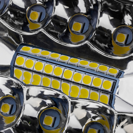 LED pracovná lampa 120W 6000K studený 60° halogénový reflektor 40 diód 10-30V DC Off-road čierna IP67 Masterled