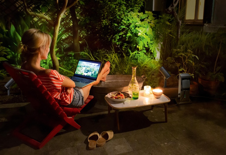 Vonkajšia zásuvka Zosilňovač terminálov 2 inteligentné zásuvky EÚ IP44 SMART+ WiFi Terminál Ledvance