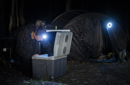 LED baterka Prenosná batéria 2,2W 180lm 6500K studená biela LED baterka