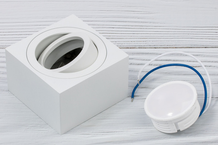 HALOGEN TUBE Spot Movable Square White 50mm + LED 7W 6500K kazeta AMAT-S LUMILED