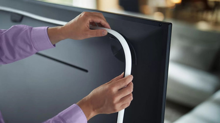 LED pás pre TV 75" Gradient 20W 1100lm IP20 Biela a farebná atmosféra RGB + TW Smart SMART Zigbee Bluetooth Gradient TV Strip Philips HUE