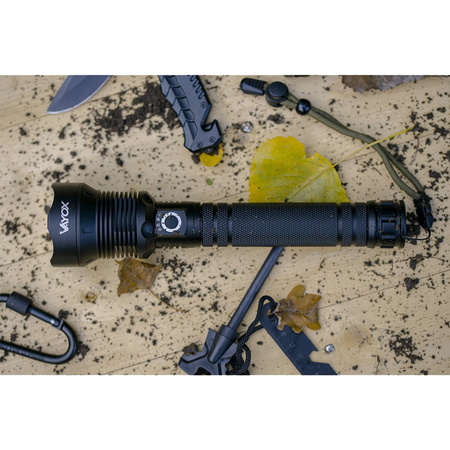 ZOOM LED taktická baterka XHP70 25W 2000lm 3 REŽIMY 1000m IP67 hliník VA0021 VAYOX
