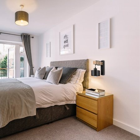 Nástenná objímka E27 na povrchovú montáž čierna Elza Masterled