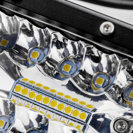 LED pracovná lampa 120W 6000K studený 60° halogénový reflektor 40 diód 10-30V DC Off-road čierna IP67 Masterled