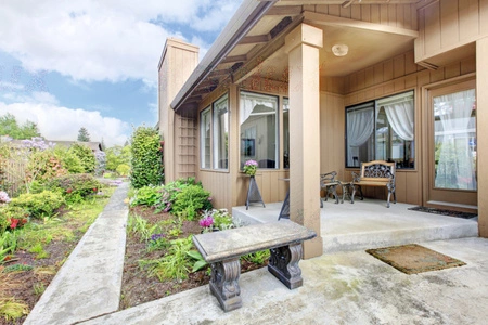 LED stropný plafón E27 IP44 biely TUNA KANLUX