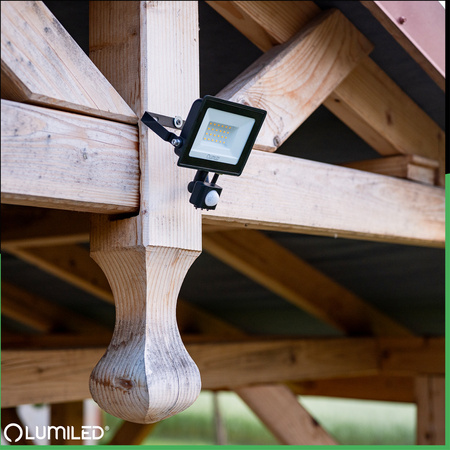 LED reflektor ZUNA2 30W 2700lm 4000K IP44 Black Senzor pohybu LUMILED