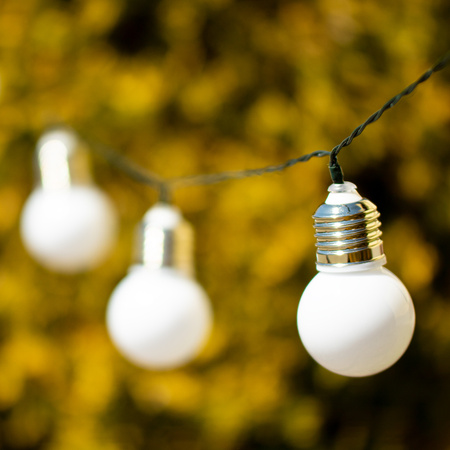 Solárna záhradná svetelná reťaz Girland 3,8 m 10 LED Mliečne gule