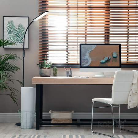 Stojaca LED lampa 10W 400lm CCT 180° čierna Telio Kobi