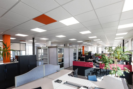 LED panelové stropné svetlo 32W 3600lm 3000K teplá biela povrchové namontované zapustené biele 60x60cm 4In1 Ledvance