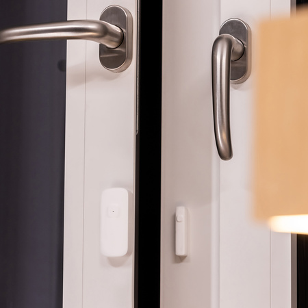 Bezdrôtový vnútorný batériový detektor Smart+ WiFi Ledvance Door Open