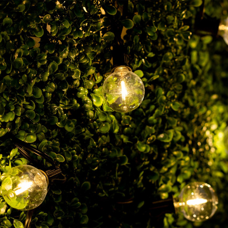 Záhrada Girland Vonkajšie osvetlenie Reťaz 15,2 m 30x LED okrasné korálky 3000K + diaľkové ovládanie DOLLIS LUMILED