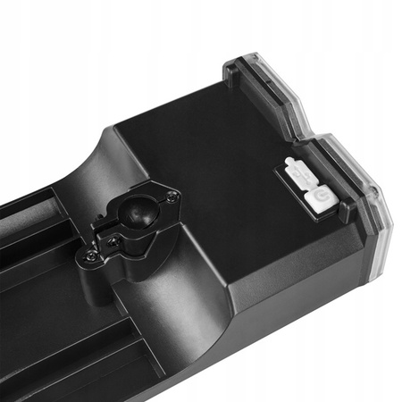 Solárne poháňaná vonkajšia LED lampa na pól 1,8 W 2700/6500K CCT so súmrakovým senzorom Black Masterled