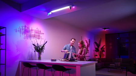 LED reflektorové stropné svietidlo 19,4 W 1630 lm IP20 biele a farebné RGB + TW White Smart SMART Zigbee Bluetooth Centris Philips HUE