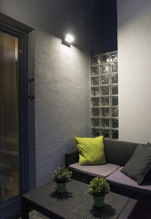 Vonkajšia záhradná fasádna lampa KINKIET LED Rota RT-K100 10W 720lm 4000K neutrálna biela Su-Ma