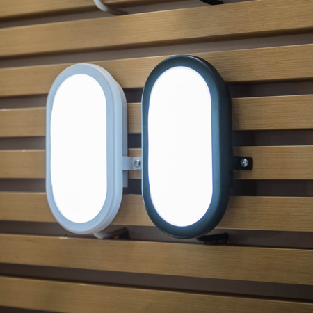 Vonkajšie priemyselné nástenné svietidlo LED 11W 840lm 4000K IP54 čierneprepážkou Ledvance Emergency Module