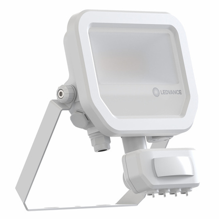 LED reflektor Vonkajší reflektor 10W 1100lm 3000K IP65 bielypohybovým a súmrakovým senzorom reflektor Ledvance