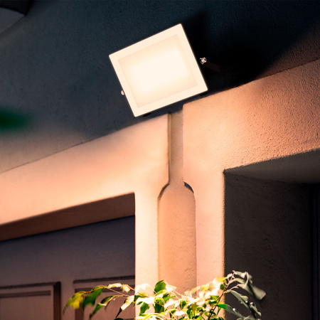 LED reflektor 50W 5400lm 3000K IP65 Black Lois Philips