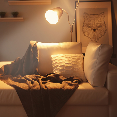 LED žiarovka E27 A65 14W = 100W 1521lm 3000K teplá biela TOSHIBA Dimmable