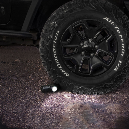 LED dobíjací svetlomet 10W 1200lm 6 režimov SOS USB-C Vodotesný IP68 Videx