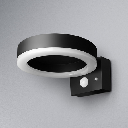 LED 6W 400lm 3000K IP44 čierna so senzorom pohybu a súmraku Endura Ledvance vonkajšie nástenné svietidlo