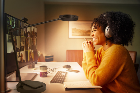 LED 20W 450lm CCT Stmievateľná čierna SMART+ WiFi Sun@Home Ledvance Nightstand Lamp