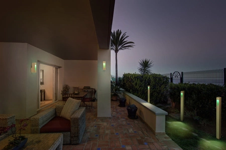 Vonkajšia záhradná nástenná lampa 7,5 W 180 lm 3000K, teplá biela RGBW Stmievateľná IP44 hnedá SMART+ WiFi Trunk Ledvance