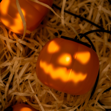 Batériový veniec 8xLED Dekoratívne tekvice 4,45 m Halloween svetlá + USB C