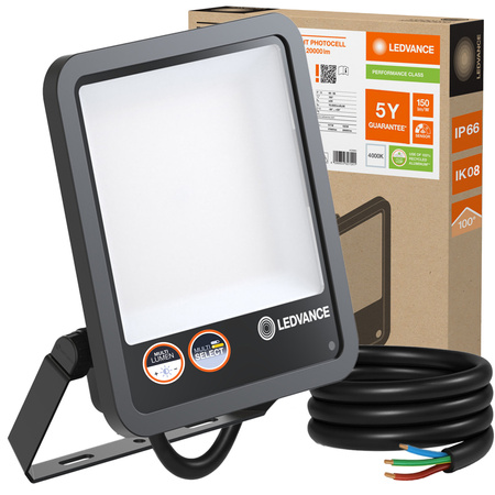 LED reflektor Vonkajší reflektor 165W 20000lm 4000K IP66 čierny so súmrakovým senzorom Floodlight Ledvance