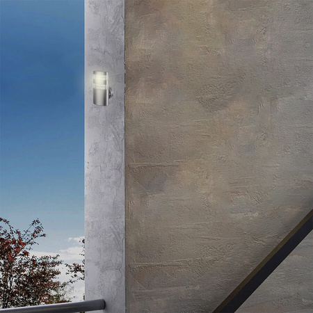 Záhradné nástenné svietidlo MALTA LED 2,4W Straight Chrome Volteno