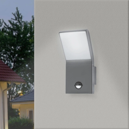 Vonkajšie fasádne nástenné svietidlo LED 12W 550lm 4000K neutrálna biela 120° čierne IP54 so snímačom pohybu Clark Masterled