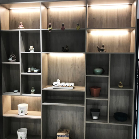 Hliníkový profil LED na povrchovú montáž Eloxovaný 2 m s mliečnym tienidlom pre LED pásy + koncové krytky Séria Ecolight N