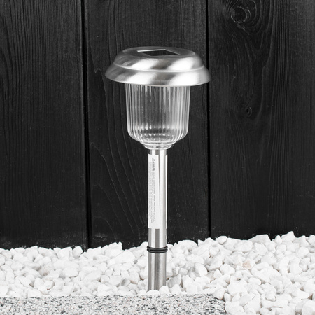 Solárna záhradná lampa LED poháňaná vonkajším studeným chrómom