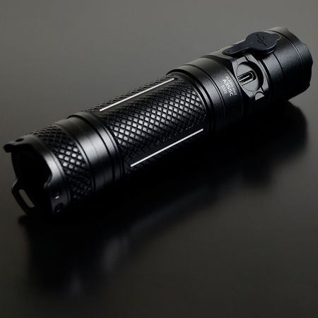 Nabíjateľná LED ručná baterka 20W 4000lm 6 módov USB-C Vodotesné IP68 Videx