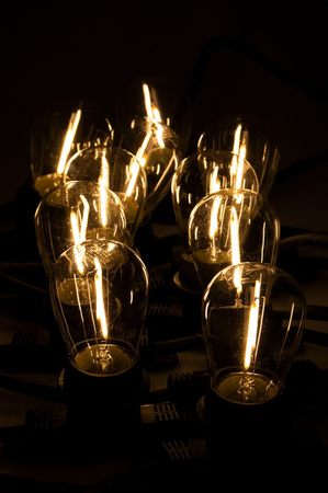 Záhradná vonkajšia svetelná reťaz Girland 15m 15xE27 + LED žiarovky 2W 3000K Lumiled