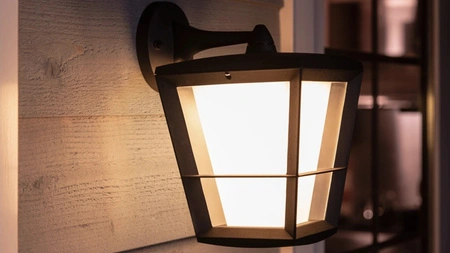 Záhradné nástenné LED vonkajšie fasádne svietidlo 15,2 W 1140 lm IP44 Biela a farebná Ambiance RGB + TW Black Smart SMART Zigbee Bluetooth Econic Philips HUE