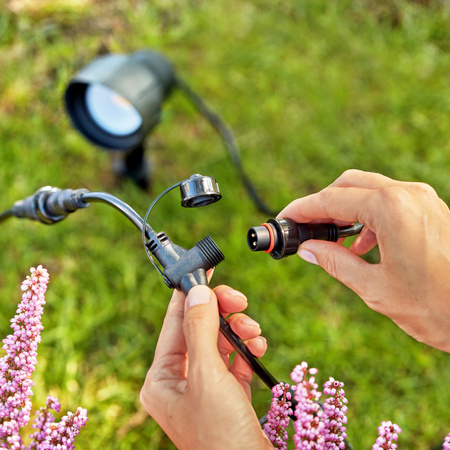 3x LED reflektorová záhradná lampa 6W 600lm 2700K IP44 antracit + nízkonapäťový 12V zdroj Philips