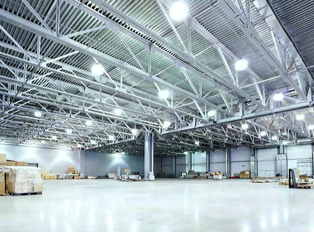 Priemyselné LED závesné svietidlo High Bay 150W 21000lm 5000K Stmievateľné IP65