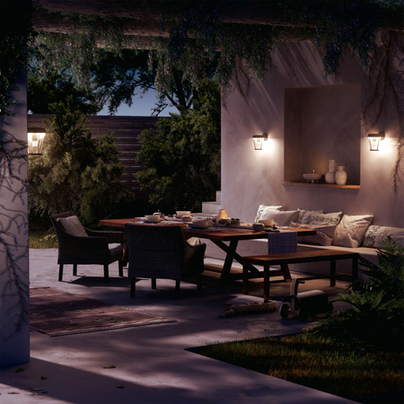 Záhradné nástenné svietidlo Vonkajšia lampa E27 IP44 Black Sunera Philips