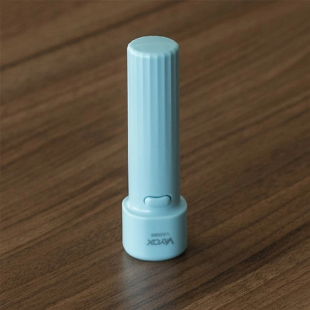 Nabíjacia LED ručná baterka 1W 3,7V 100lm 3 režimy VAYOX