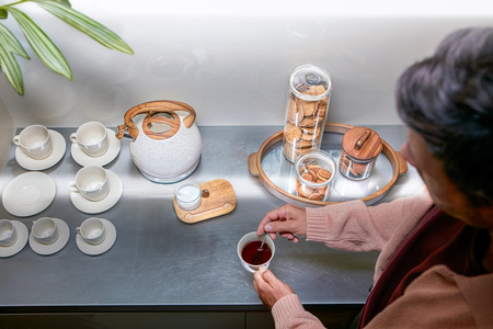 LED pásik 3m 12W 1200lm IP20 biely a farebný RGB + TW White Smart SMART Zigbee Bluetooth Flux Strip Philips HUE