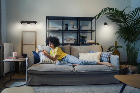 LED bodové nastaviteľné stropné svietidlo 12,9 W 630 lm 3000K, teplá biela čierny bodová Ledvance