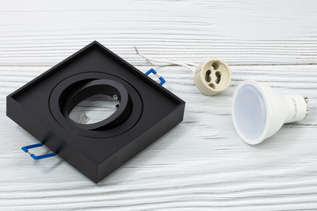 Set HALOGEN TUBE Spot Movable MIDI GU10 Square Black 20mm + LED GU10 6W 4000K LUMILED