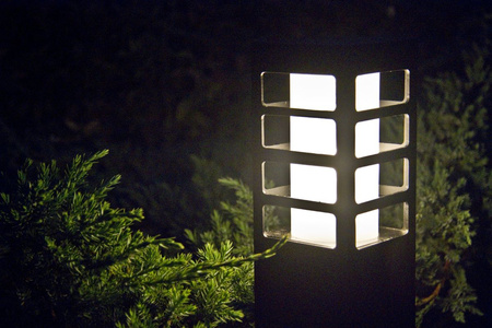 RADO III 1 AL E27 75cm Su-Ma Vonkajšie stojace záhradné svietidlo RADO III 1 AL E27 75cm Su-Ma