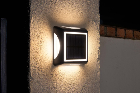 Vonkajšia solárna záhradná lampa LED nástenná lampa 1,2W 60lm 3000K IP65 Endura Ledvance šedá