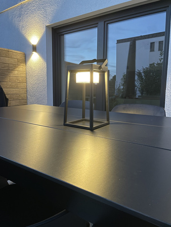 Záhradná lampa Smart Solar Lantern 2,5 W 200lm 3000K teplá biela RGB + W Stmievateľná IP44 Čierna SMART + Bluetooth Solar Ledvance