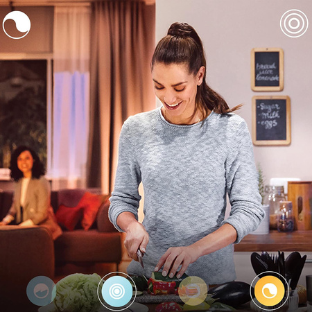 LED žiarovka E27 trojuholníková 6,8W = 60W 500lm 2000-6500K CCT + RGB FILAMENT SMART Smart Bluetooth ZigBee Biela a farebná atmosféra Philips HUE