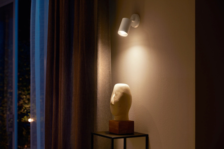 LED stropné svetloreflektorom 4,2 W 400 lm IP20 Biela a farebná atmosféra RGB + TW White Smart SMART Zigbee Bluetooth Fugato Philips HUE