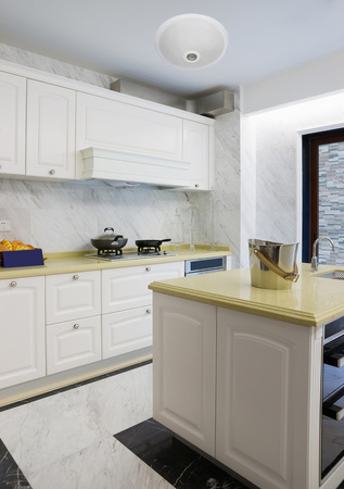 LED stropné svietidlo DALLAS 2x E27 so senzorom pohybu a súmraku